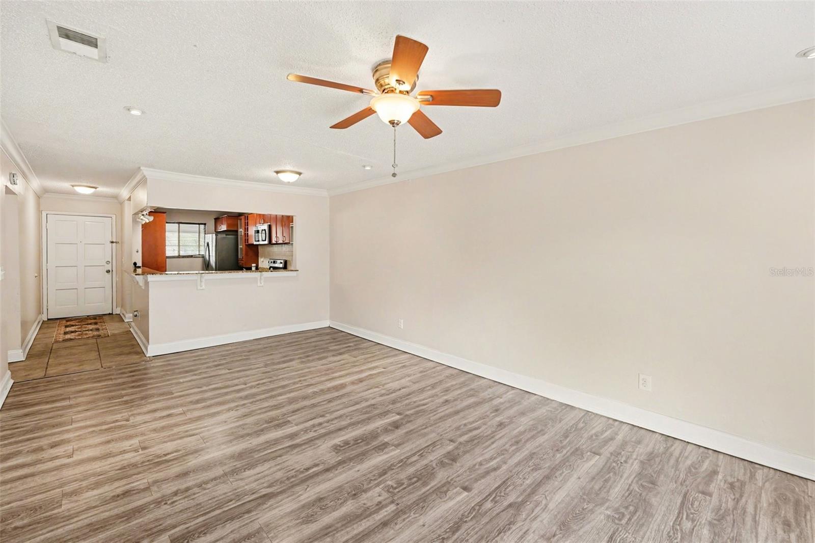 6334 Newtown Cir #34b3 Property Photo 4