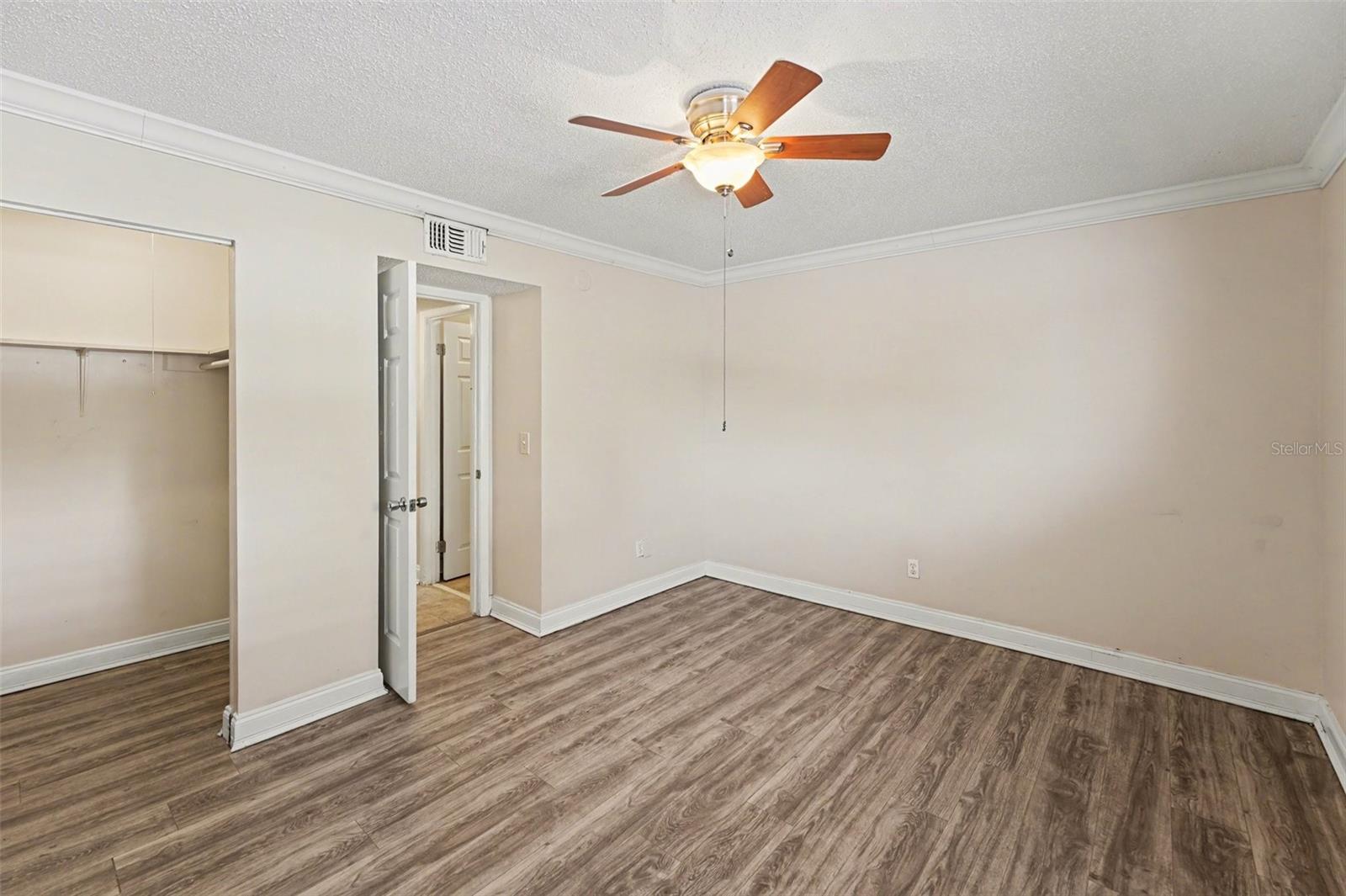 6334 Newtown Cir #34b3 Property Photo 16