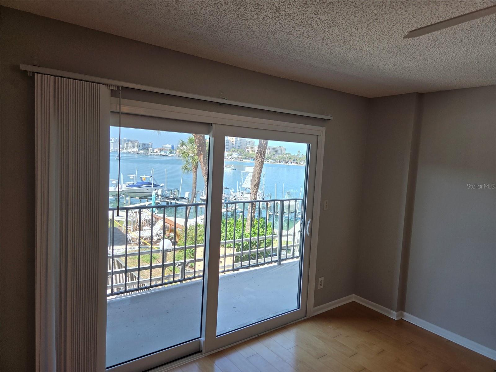 650 Island Way #202 Property Photo 11