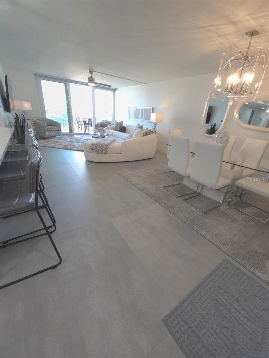 675 S Gulfview Blvd #505 Property Photo 3