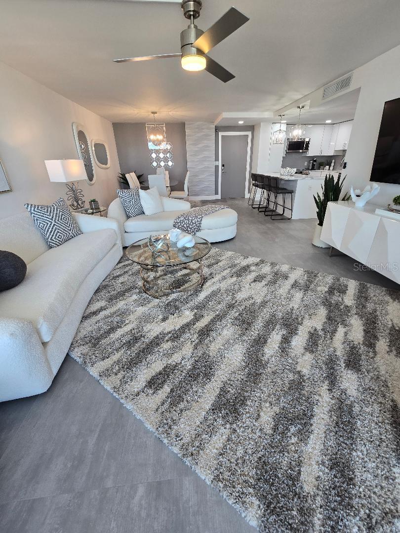 675 S Gulfview Blvd #505 Property Photo 4