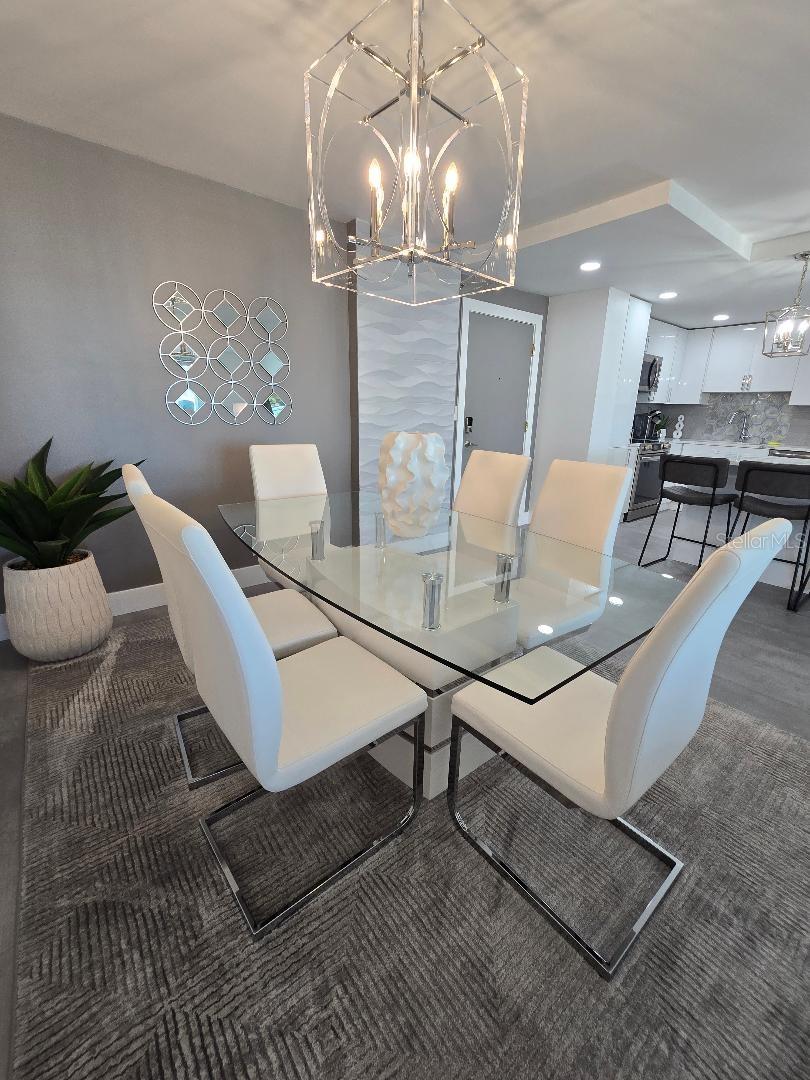 675 S Gulfview Blvd #505 Property Photo 13