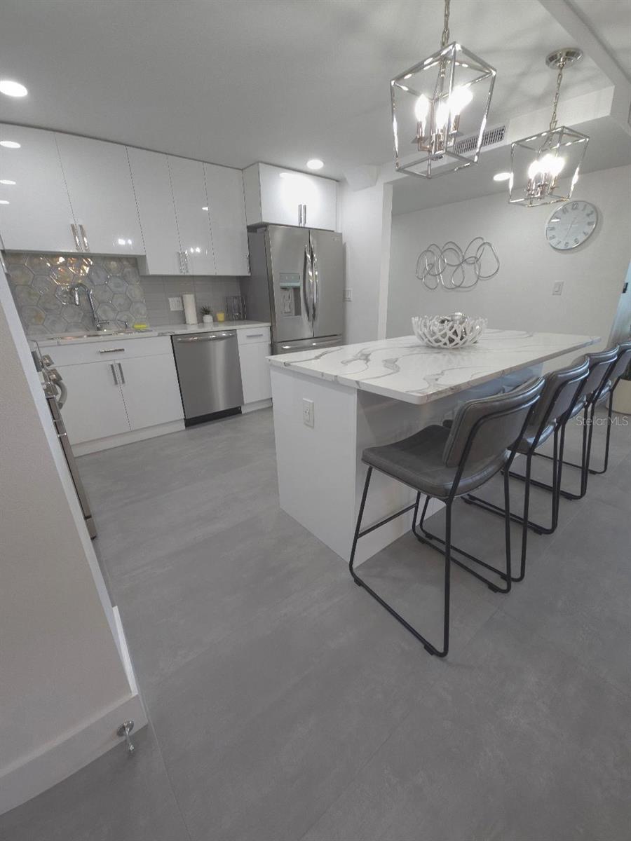 675 S Gulfview Blvd #505 Property Photo 15
