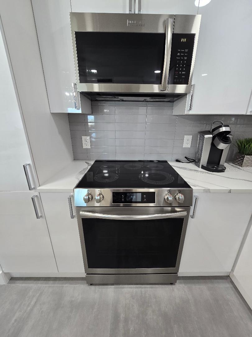 675 S Gulfview Blvd #505 Property Photo 19