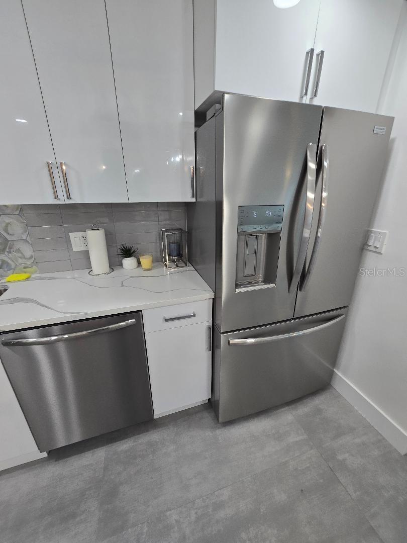 675 S Gulfview Blvd #505 Property Photo 20
