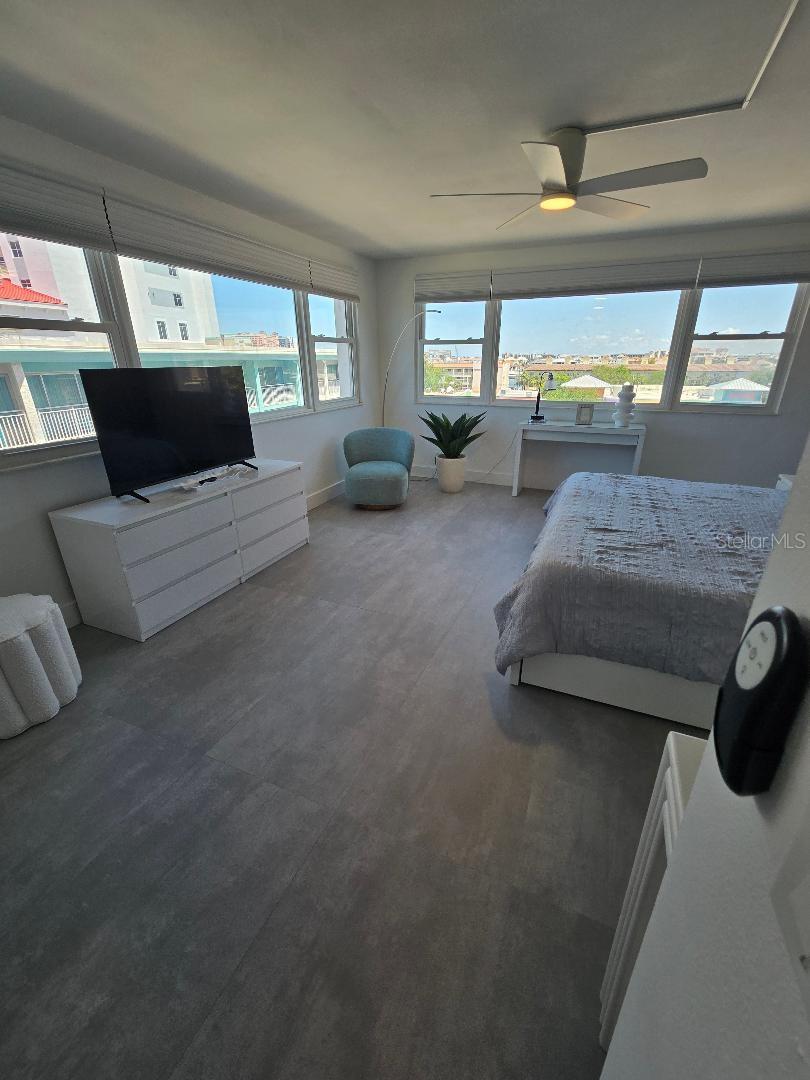 675 S Gulfview Blvd #505 Property Photo 33