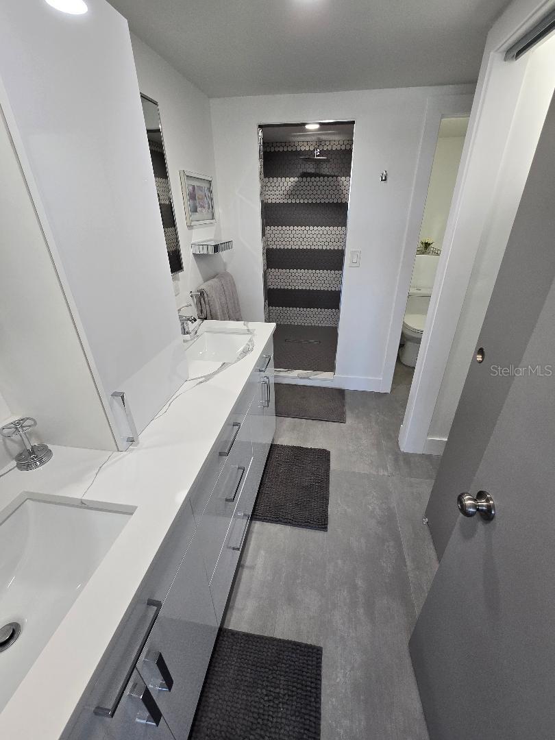 675 S Gulfview Blvd #505 Property Photo 36