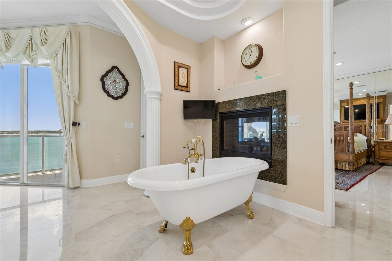 1203 Bay Dr Property Photo 35