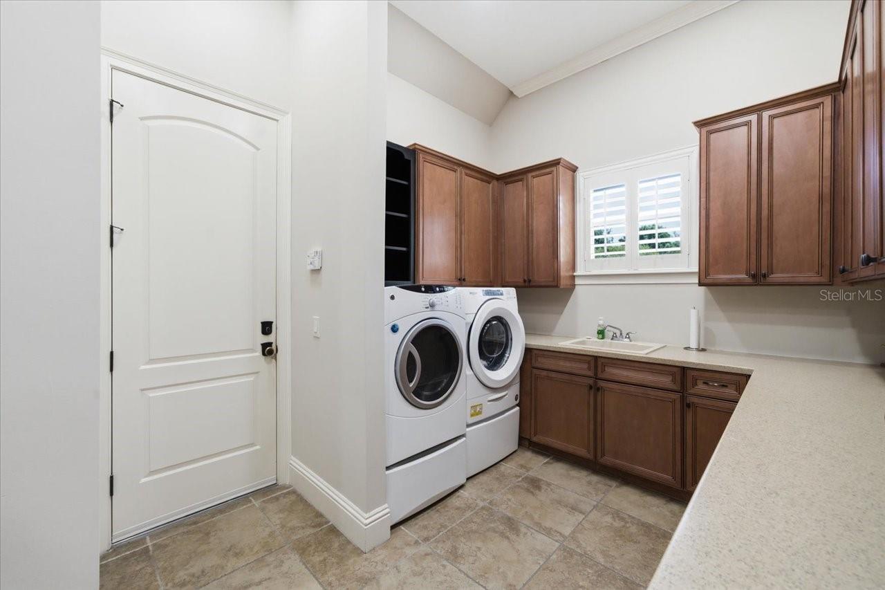 18258 Wayne Rd Property Photo 62
