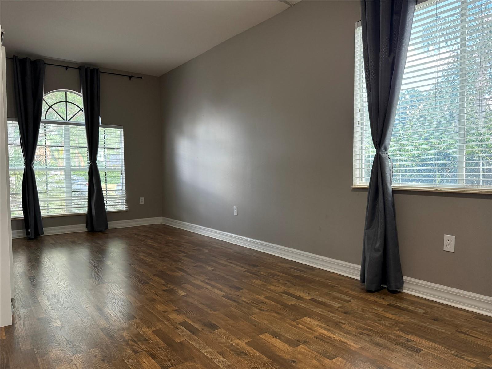 5909 Wedgefield Dr Property Photo 15