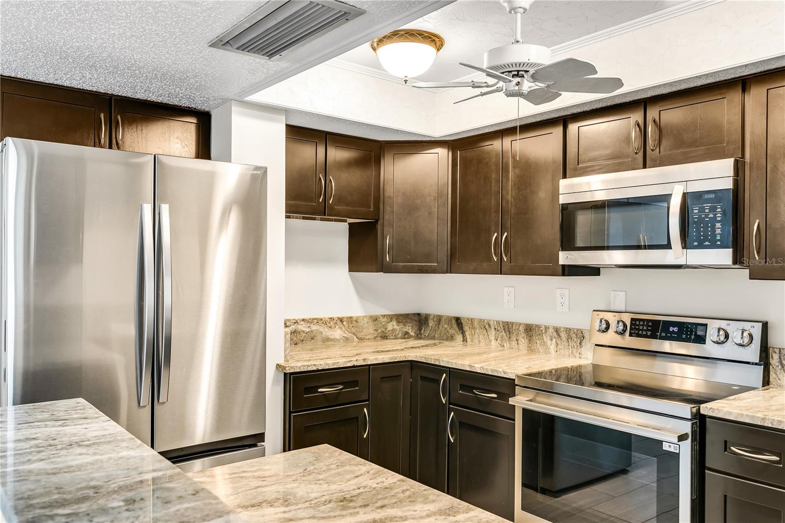 450 Treasure Island Cswy #104 Property Photo 9