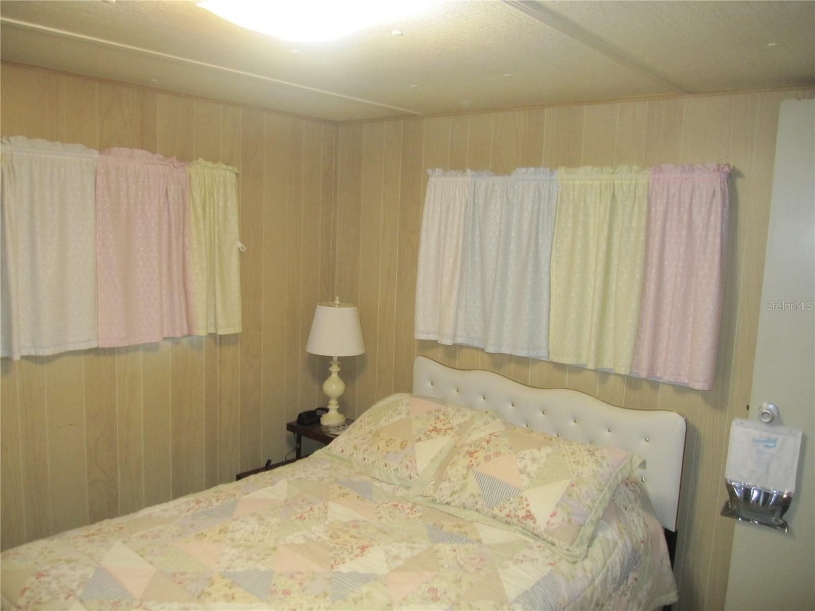 39015 Hillcrest Dr Property Photo 21
