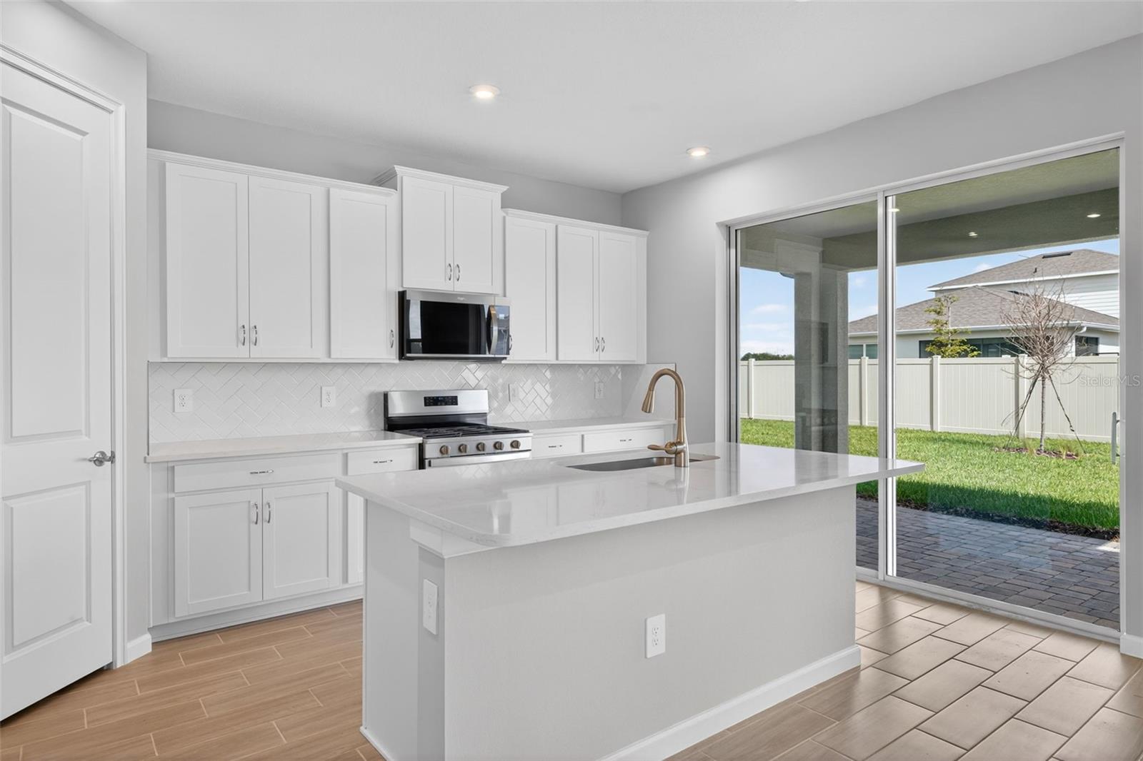 13018 Sunseed St Property Photo 7