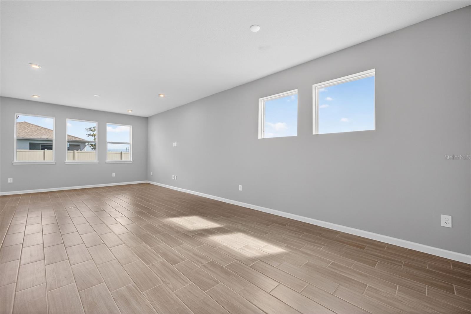 13018 Sunseed St Property Photo 10