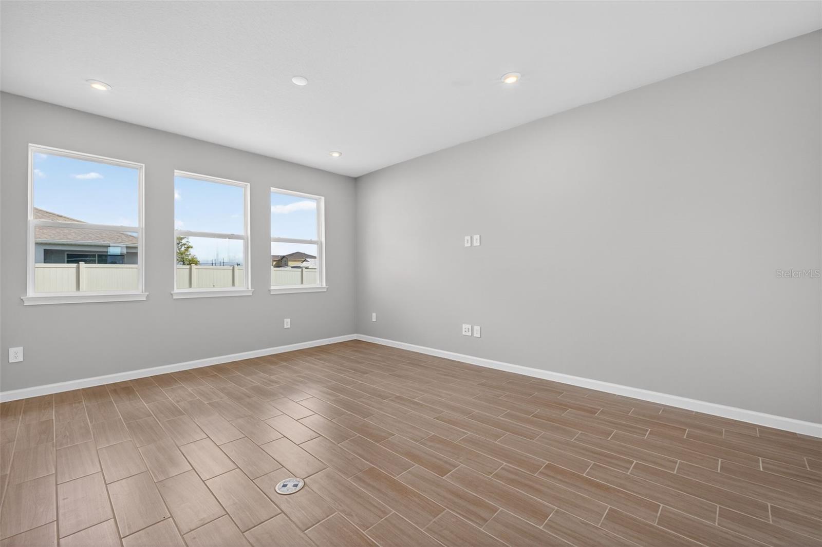 13018 Sunseed St Property Photo 14