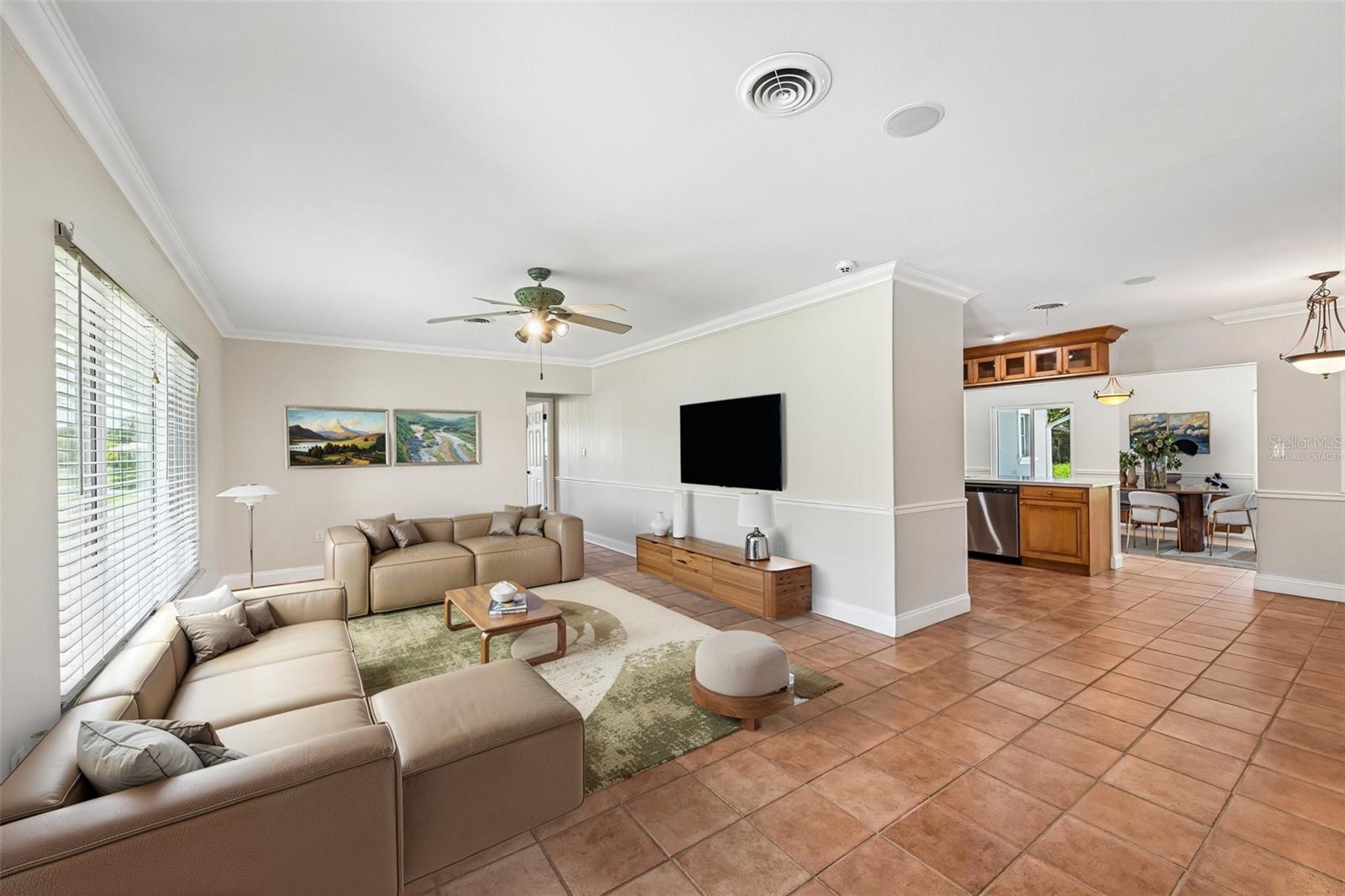 209 Palm Ave Property Photo 2