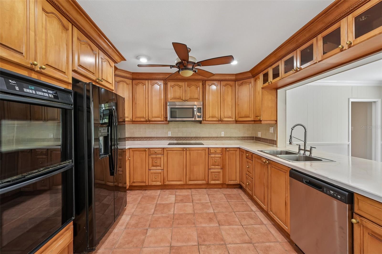 209 Palm Ave Property Photo 11