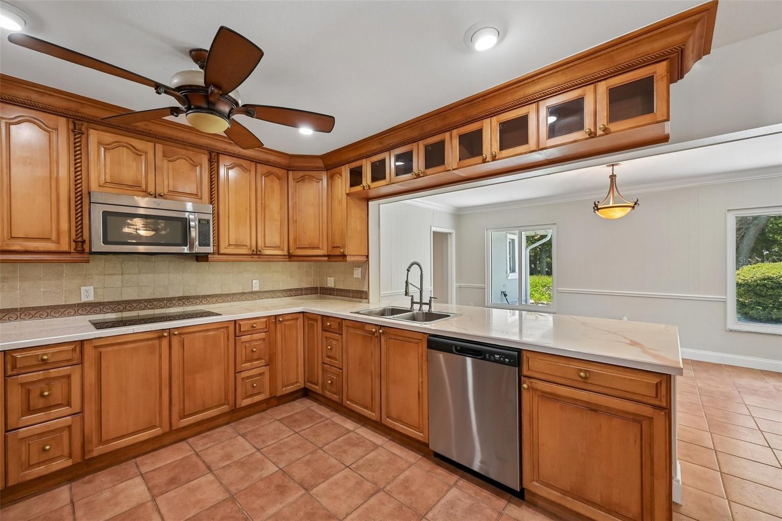 209 Palm Ave Property Photo 13