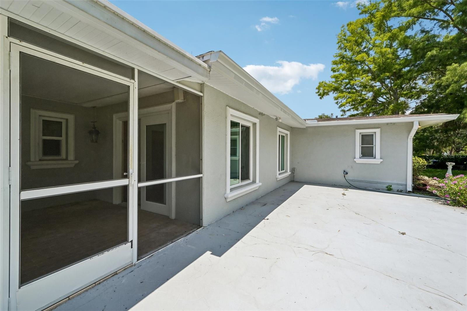 209 Palm Ave Property Photo 33
