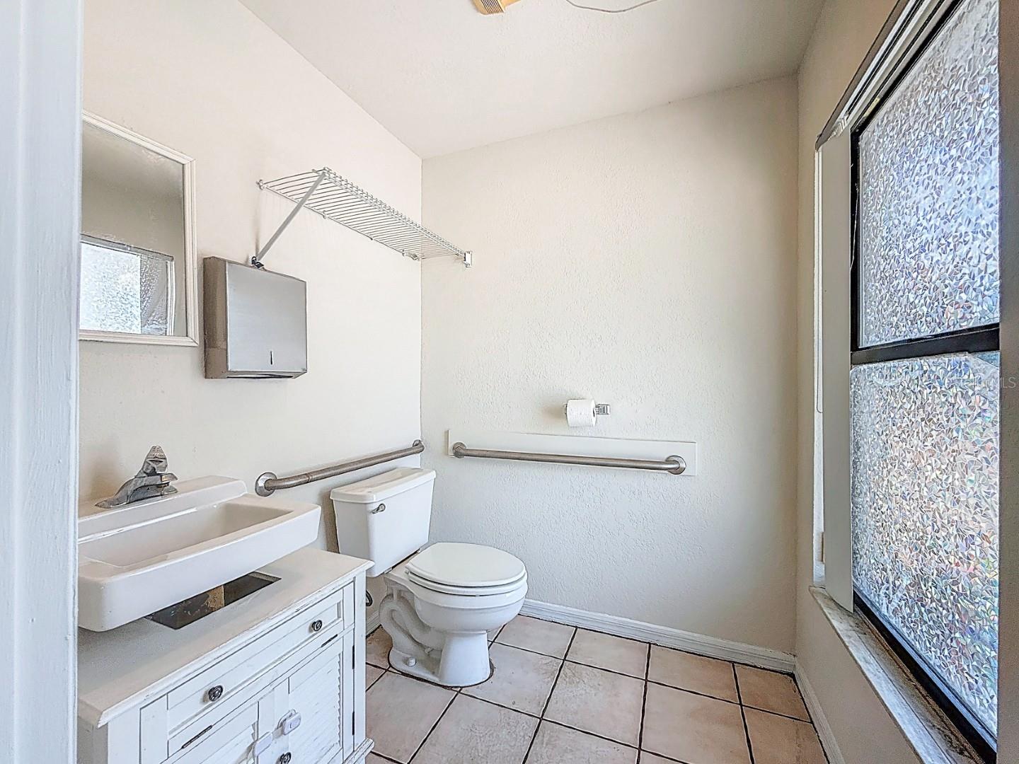 5524 Independence Ct Property Photo 45