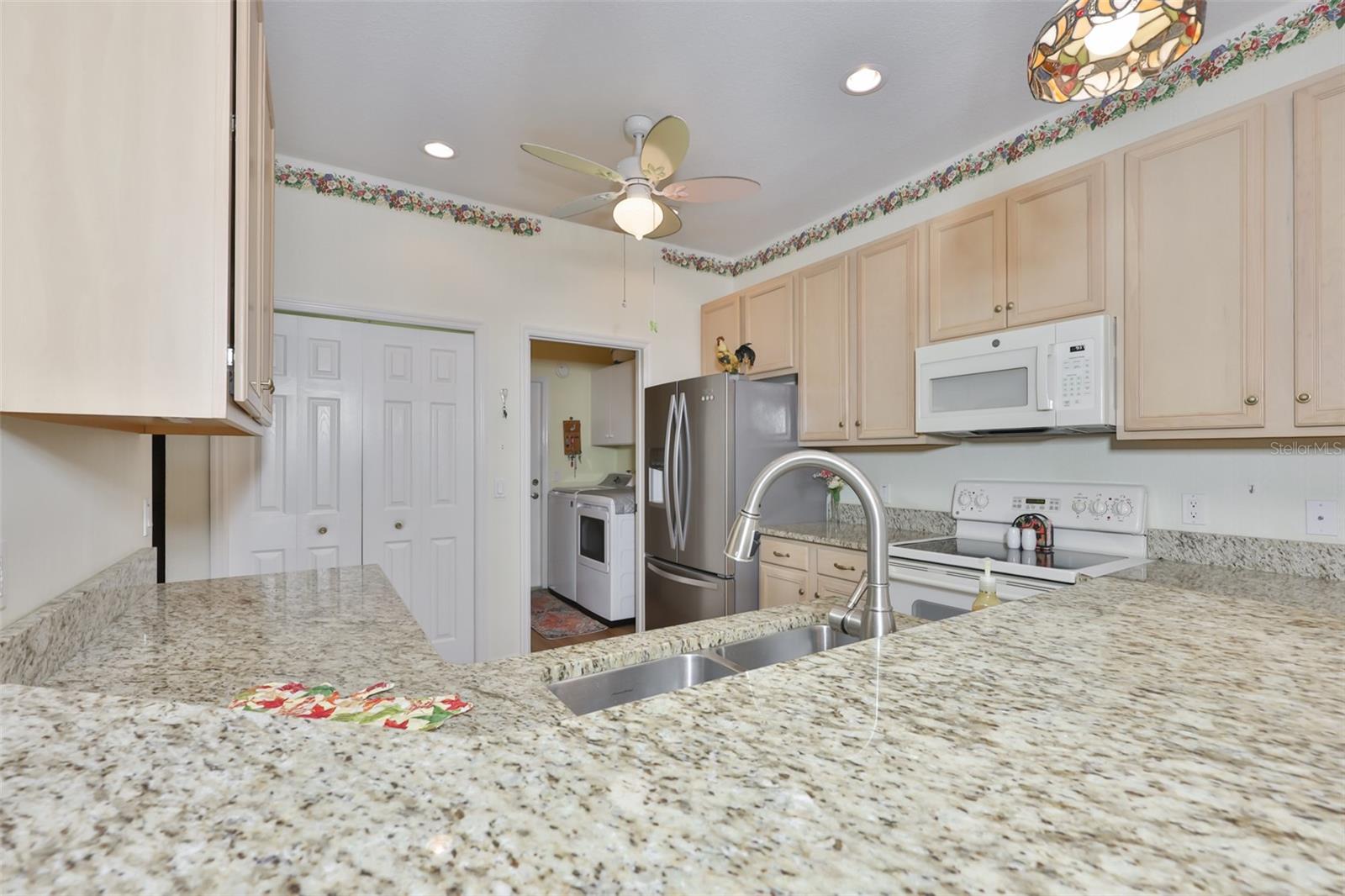 4465 Strathmore Dr Property Photo 8