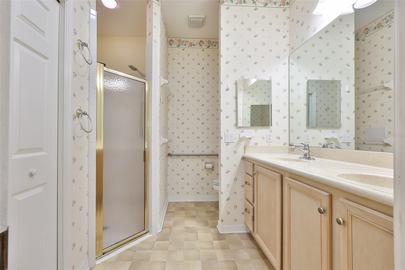 4465 Strathmore Dr Property Photo 21