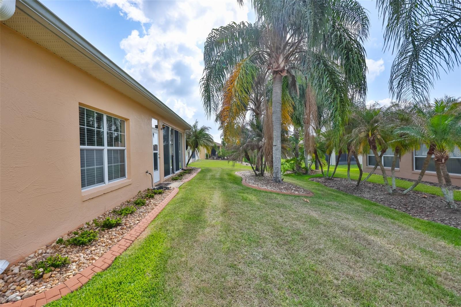 4465 Strathmore Dr Property Photo 30