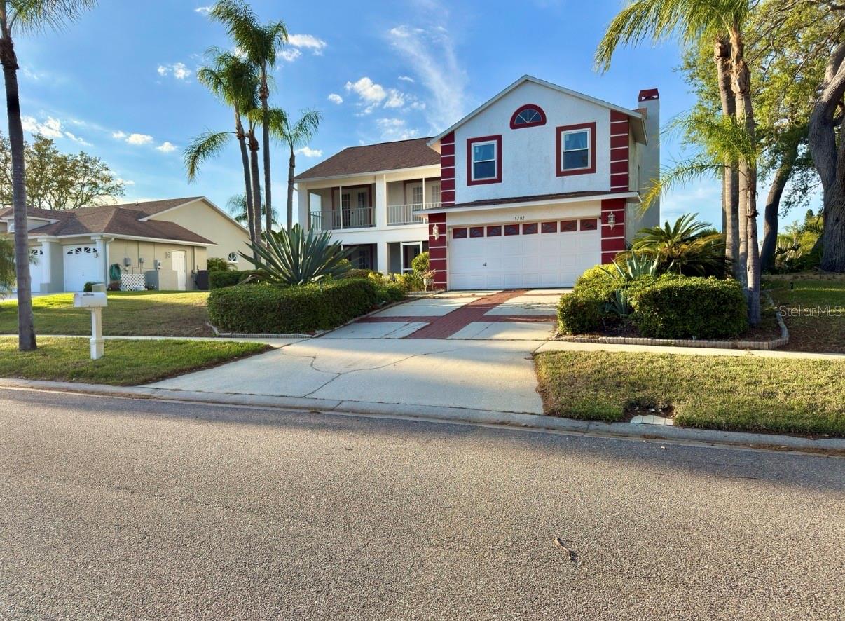 1702 SUNKISSED DR Property Photo 1