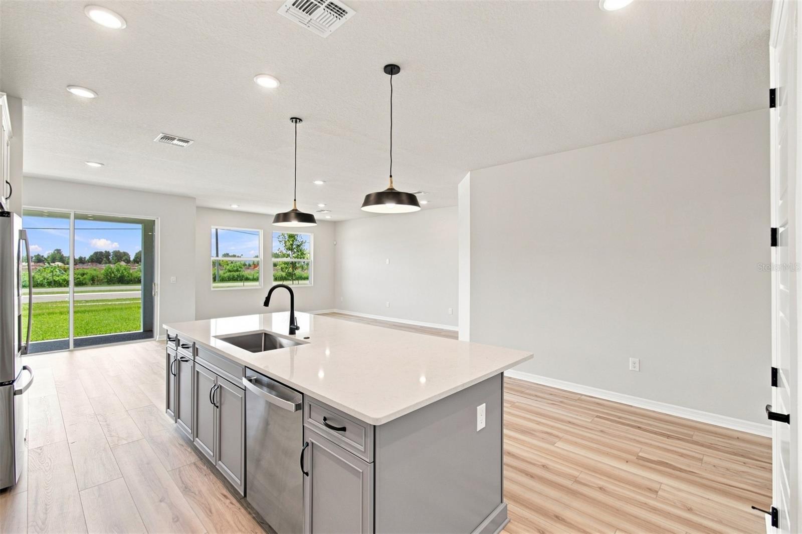 5027 Orinoco Ln Property Photo 8
