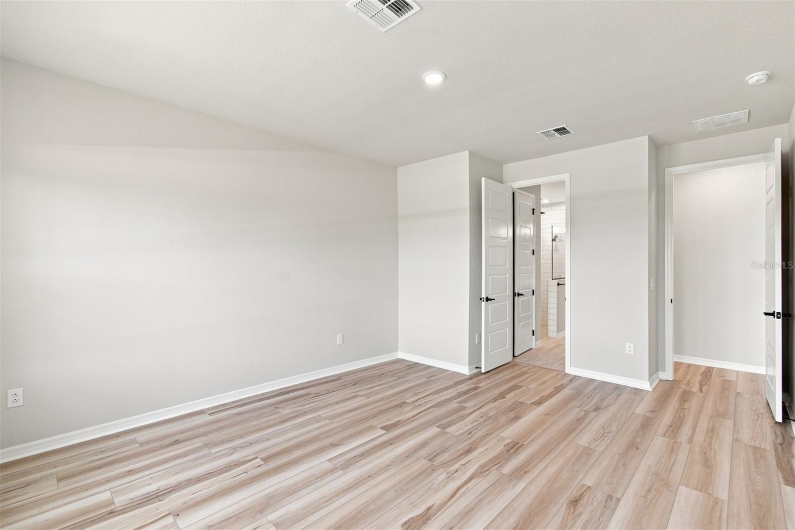 5027 Orinoco Ln Property Photo 16