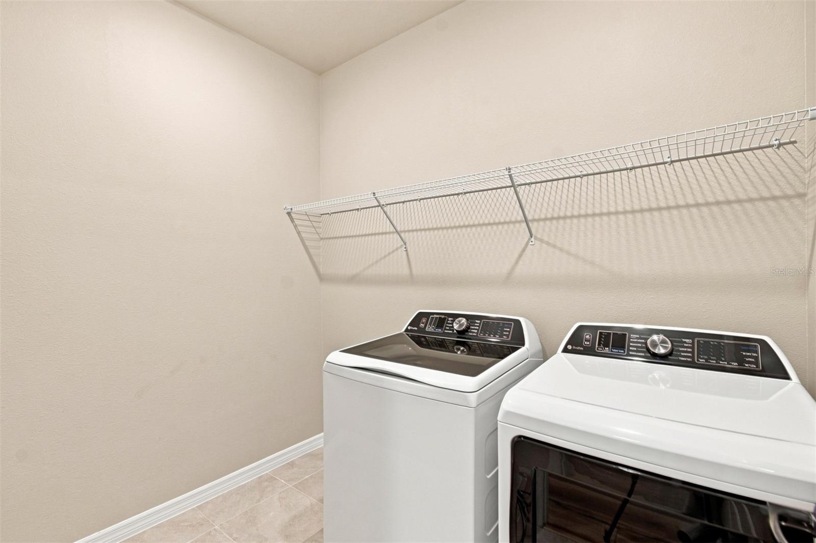 5027 Orinoco Ln Property Photo 28