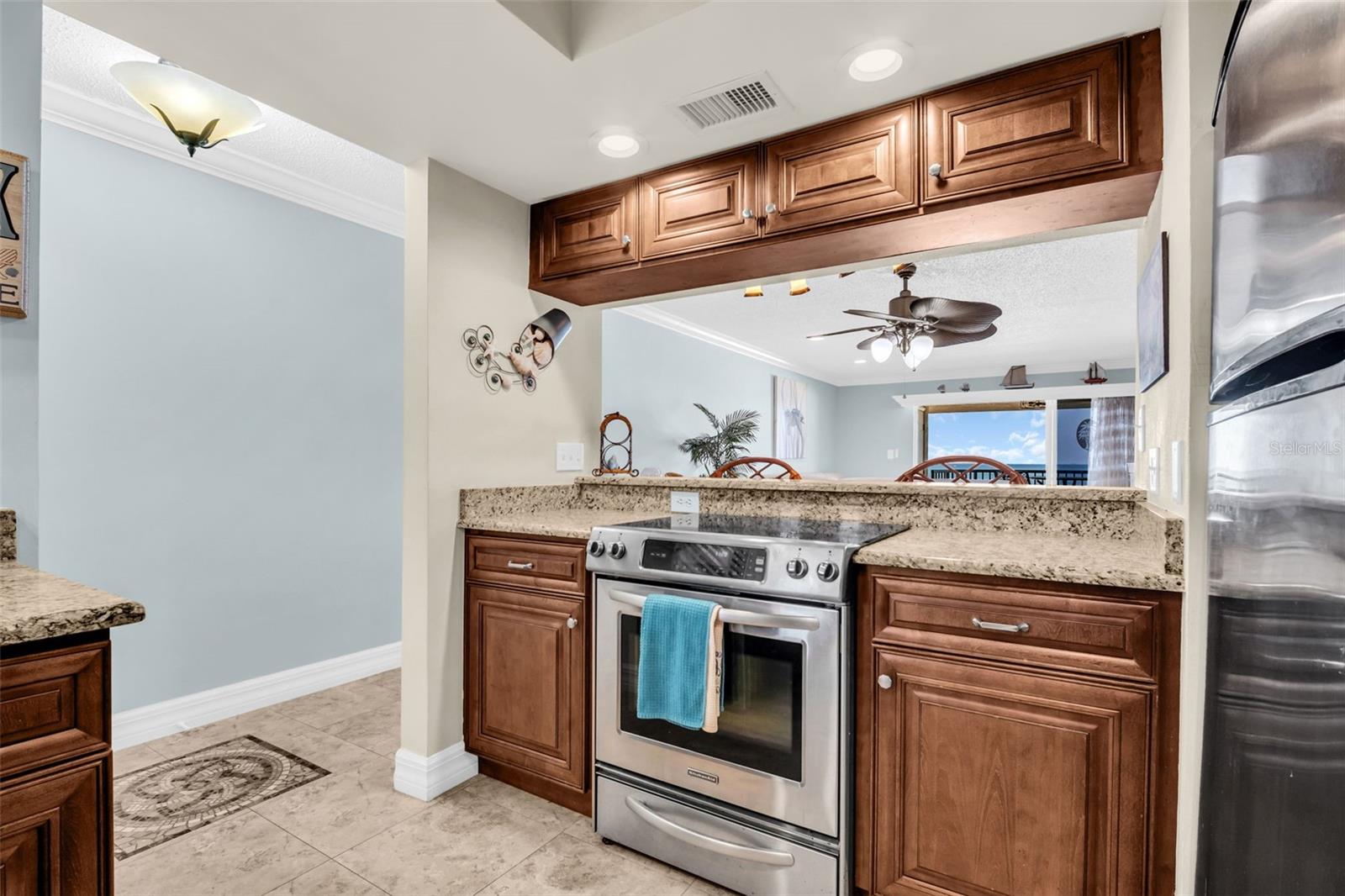 3500 Gulf Blvd #407b Property Photo 6