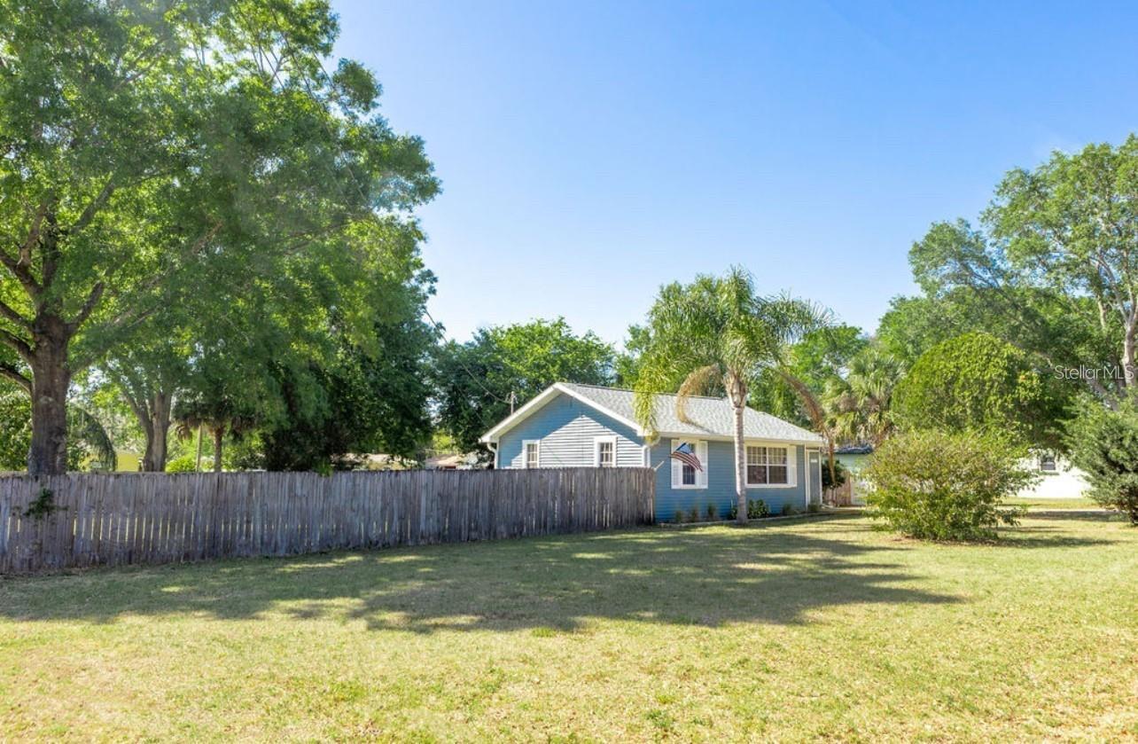 12706 Forest St Property Photo 1