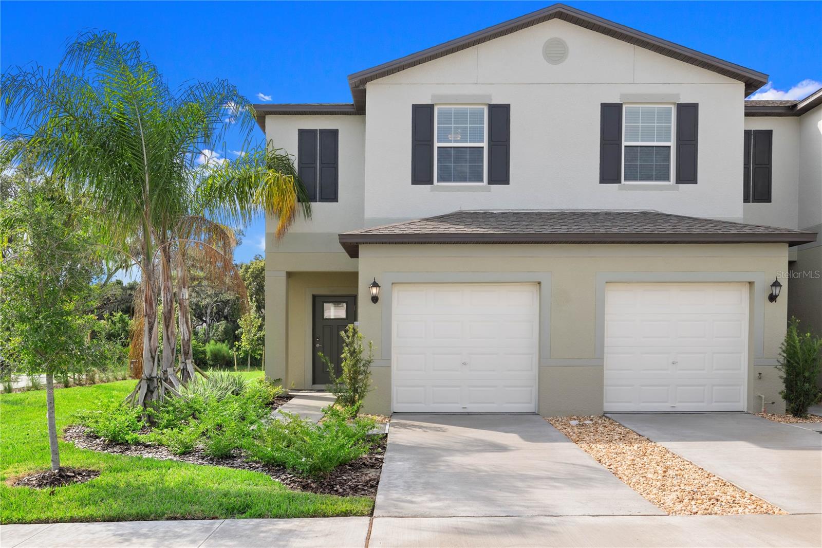 5095 Capri Harbor Dr Property Photo 2