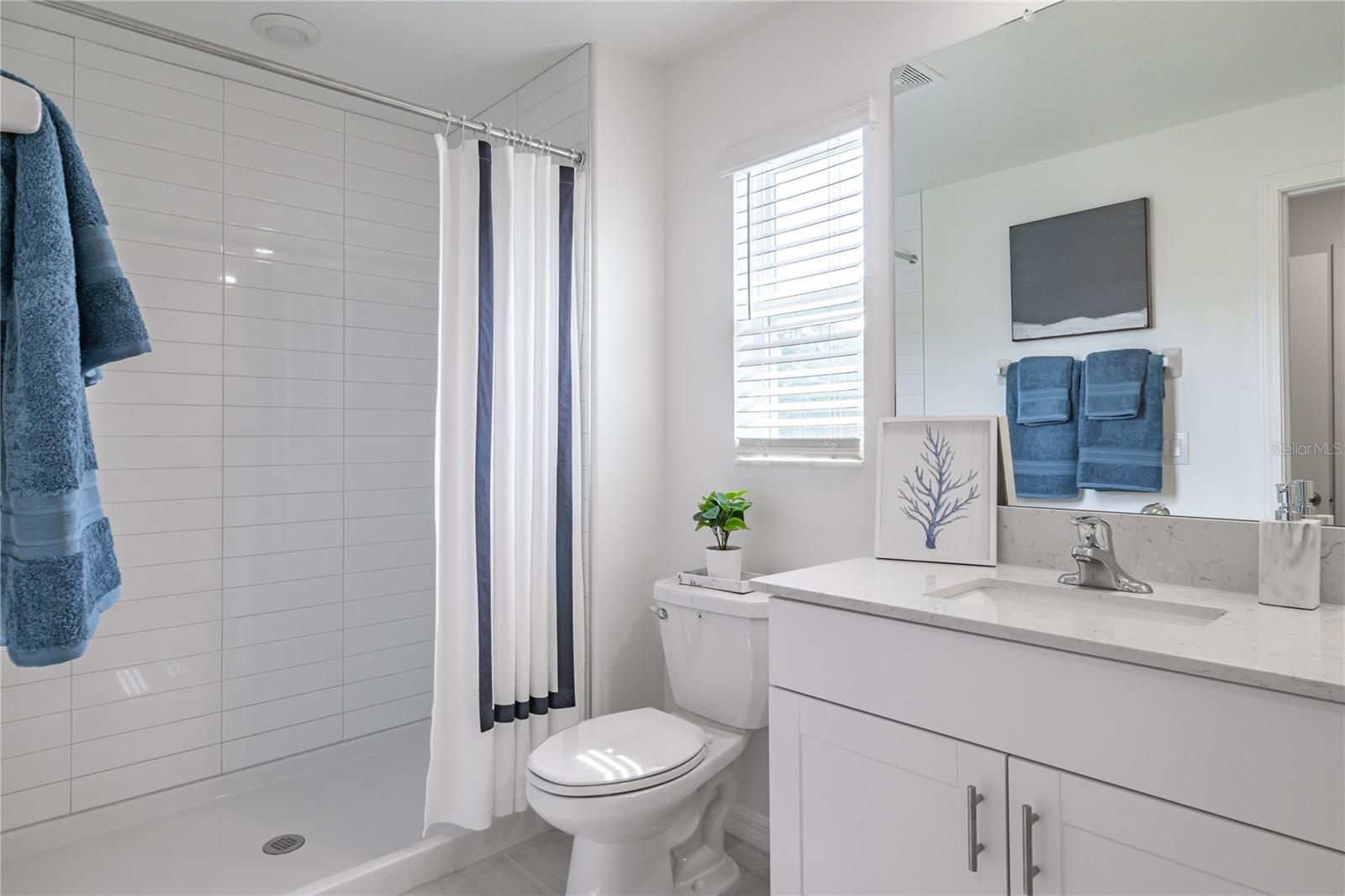 5095 Capri Harbor Dr Property Photo 8