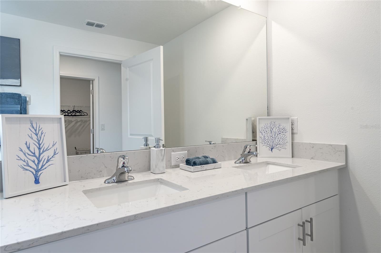 5095 Capri Harbor Dr Property Photo 31