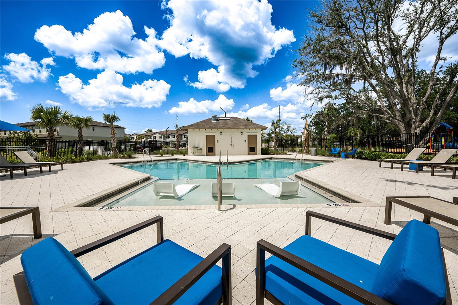 5095 Capri Harbor Dr Property Photo 35