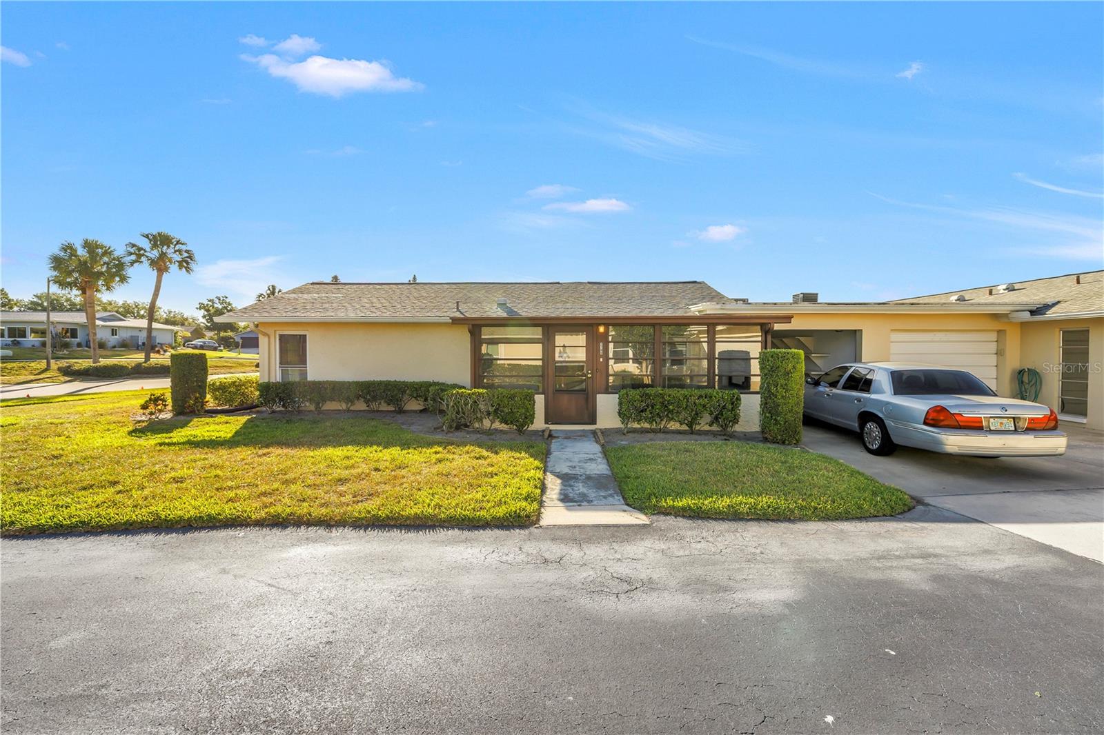 2740 Highlands Blvd #b Property Photo 2