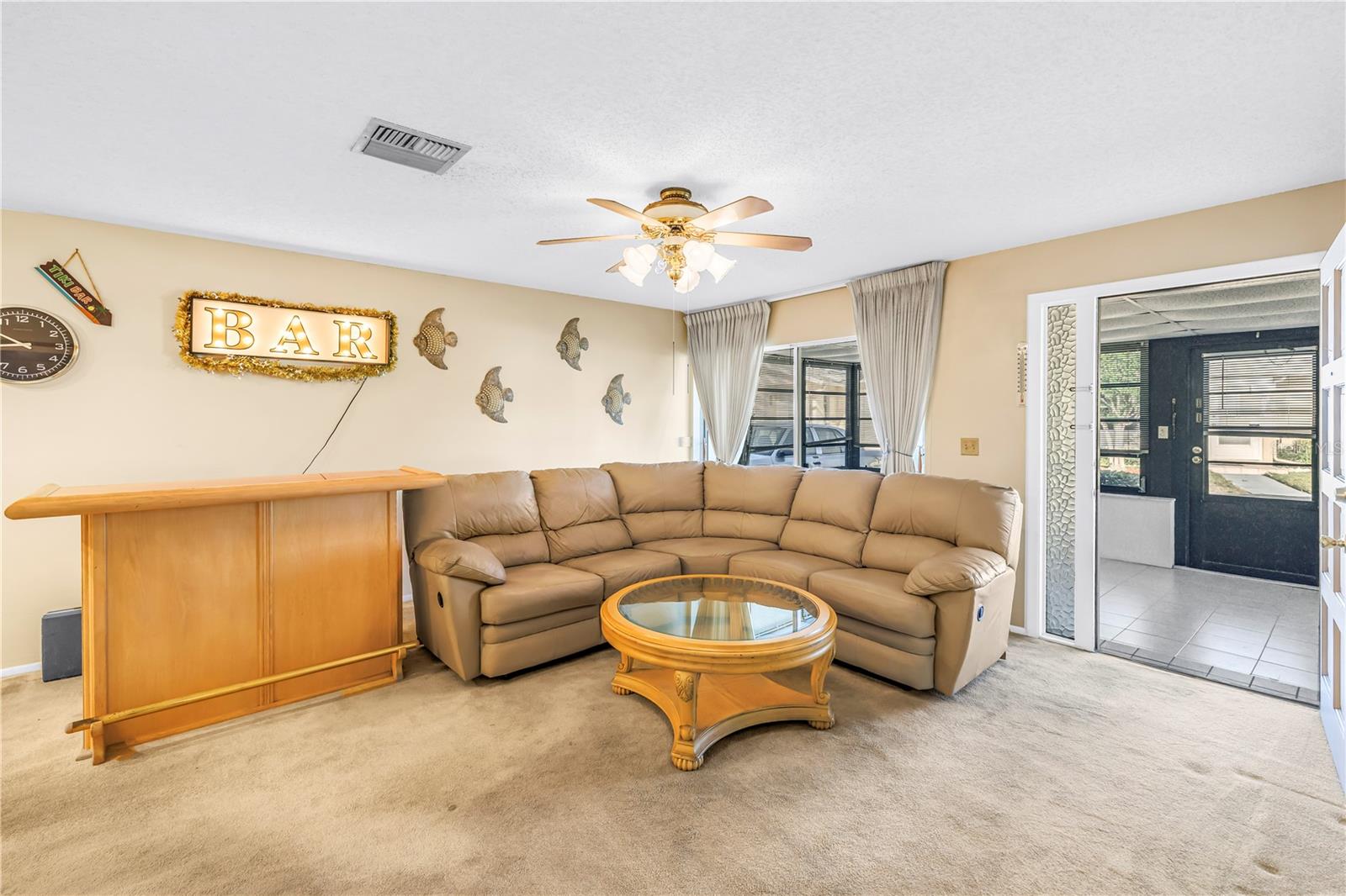 2740 Highlands Blvd #b Property Photo 7