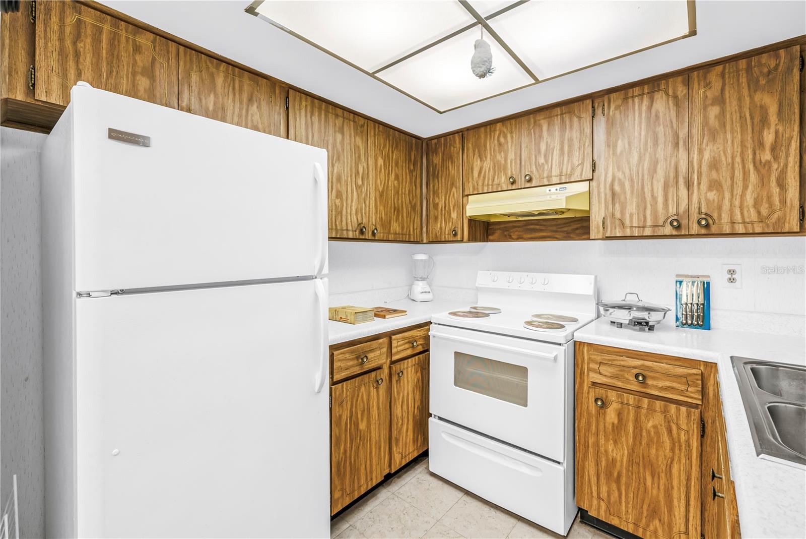 2740 Highlands Blvd #b Property Photo 12