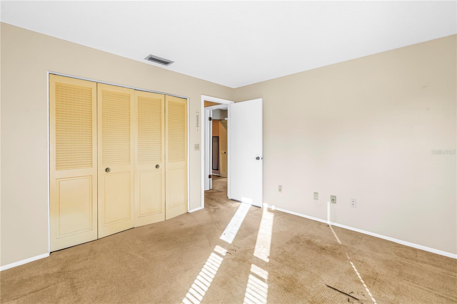 2740 Highlands Blvd #b Property Photo 20