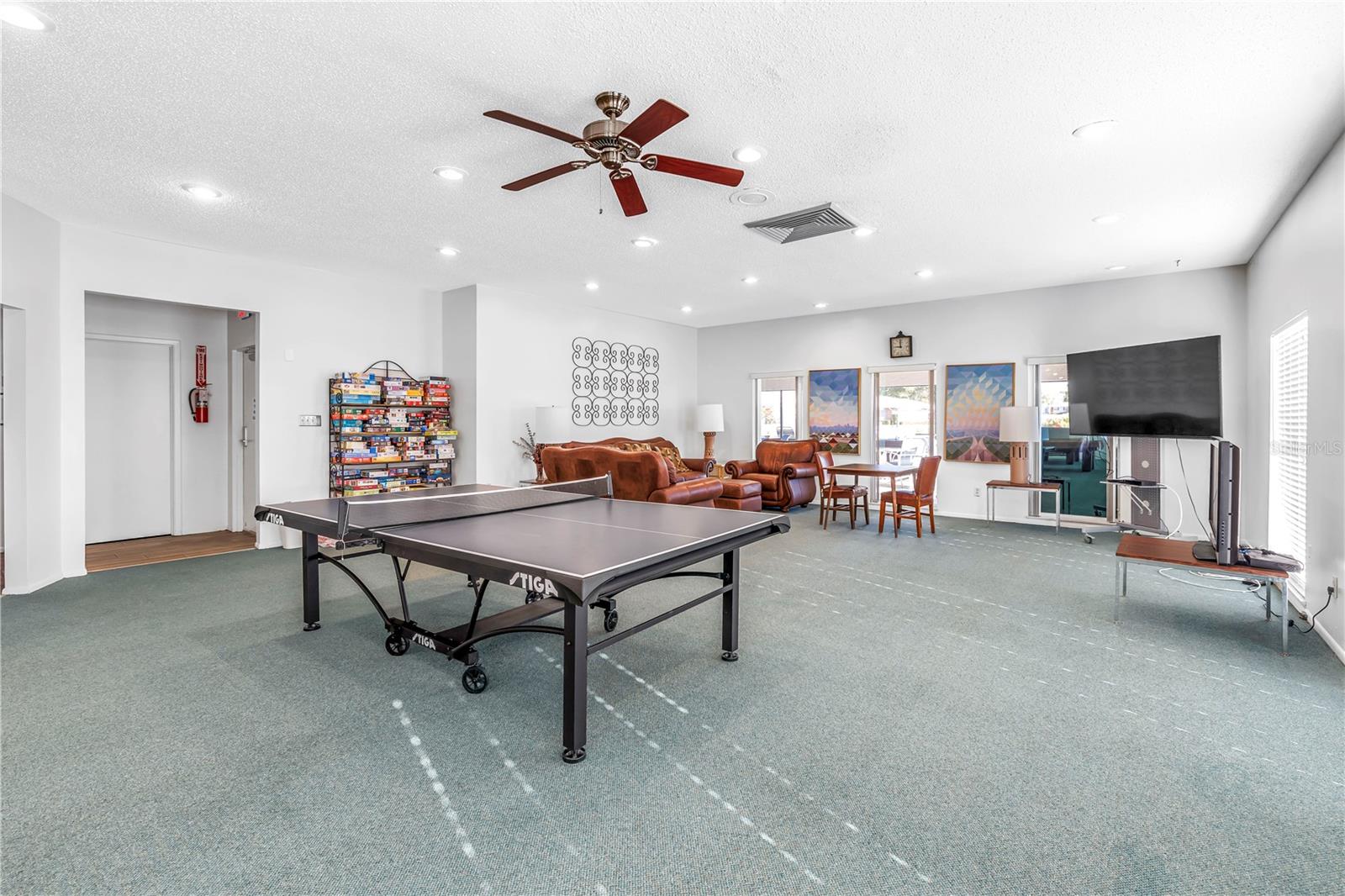 2740 Highlands Blvd #b Property Photo 39