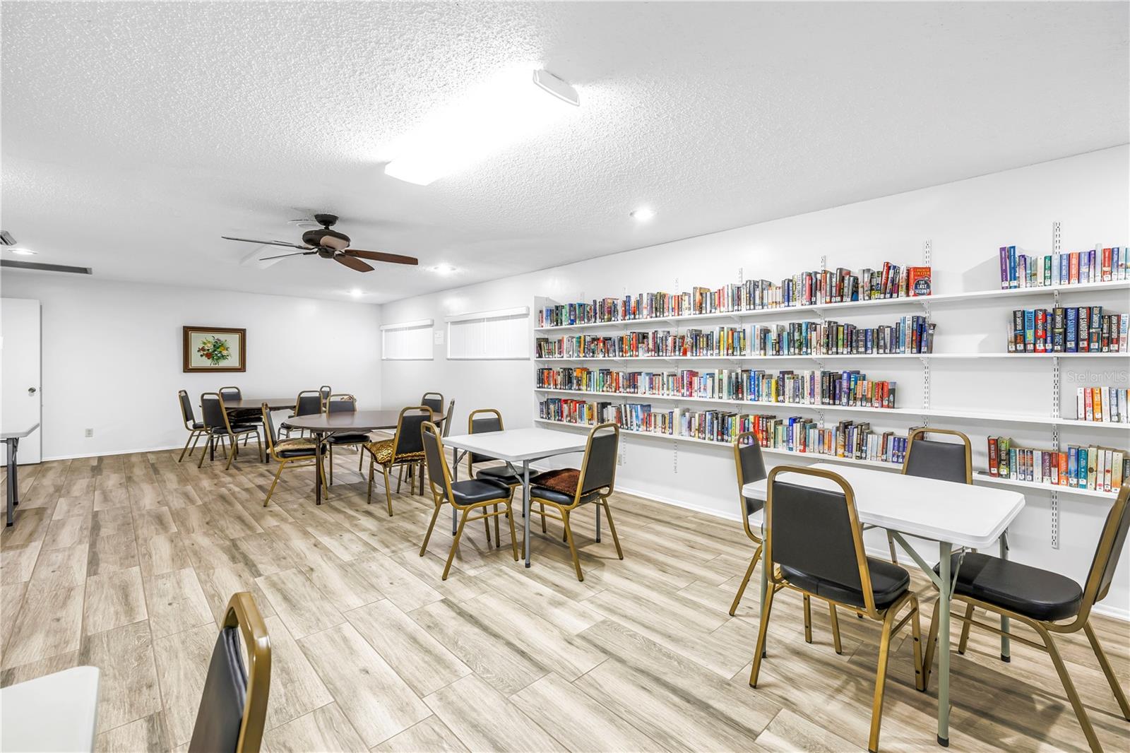 2740 Highlands Blvd #b Property Photo 42