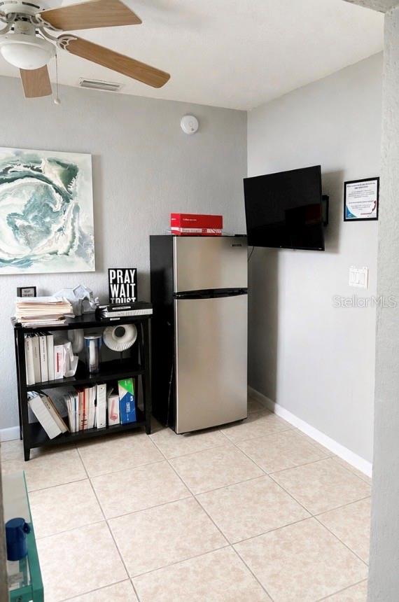 TB8502453 Property Photo 17
