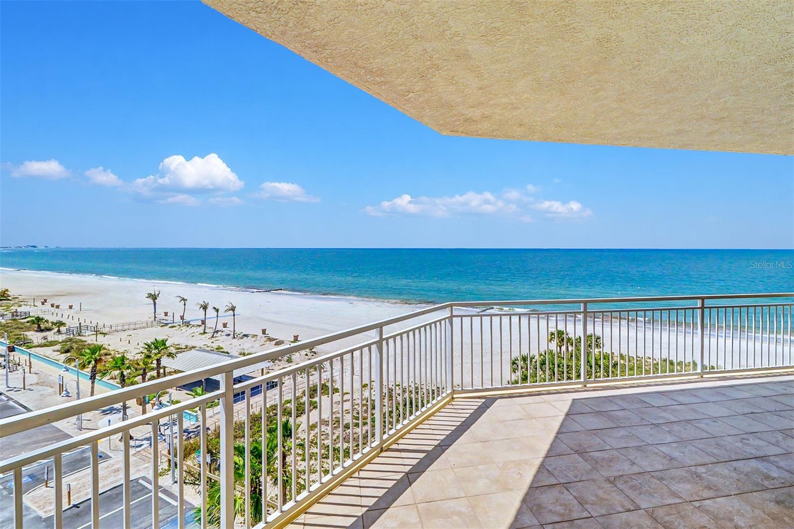 15208 Gulf Blvd #601 Property Photo 12