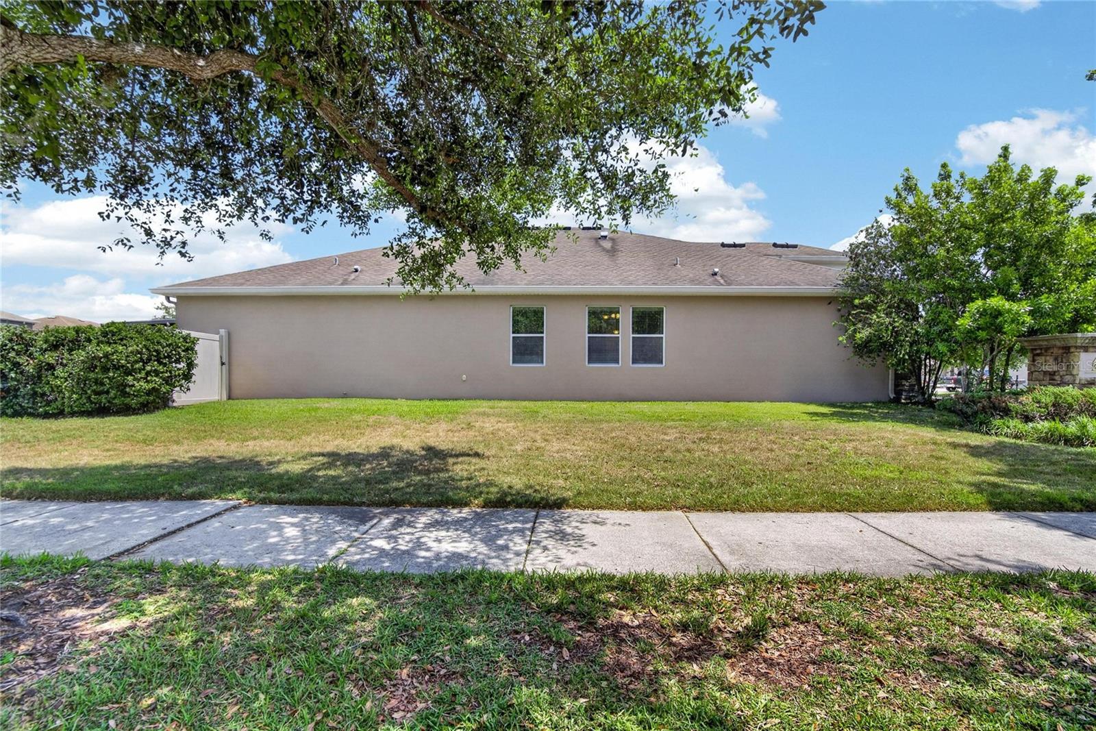 11321 Scribner Station Ln Property Photo 6