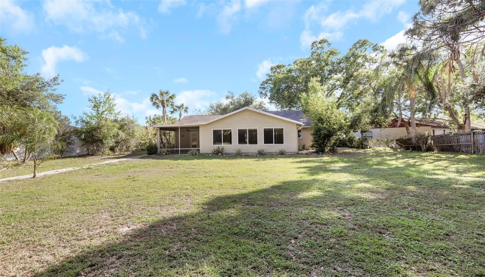 4101 Windtree Dr Property Photo 4