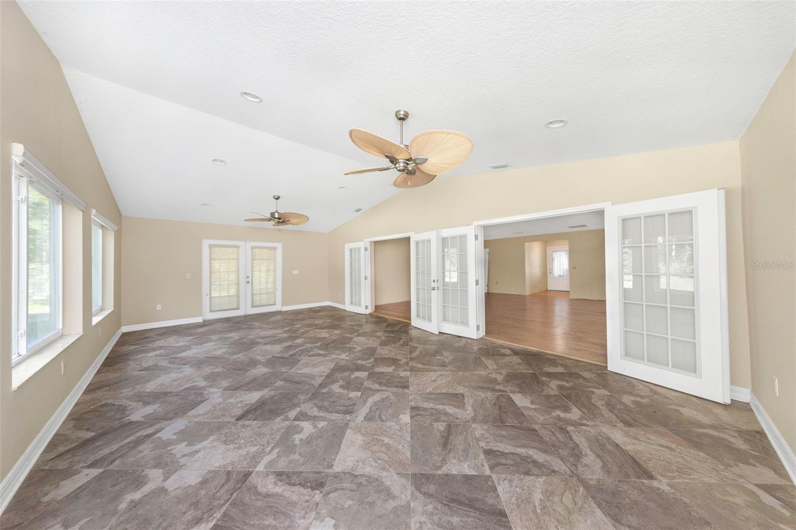 4101 Windtree Dr Property Photo 10