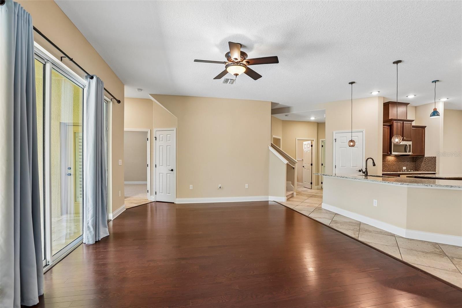 27152 Sora Blvd Property Photo 6