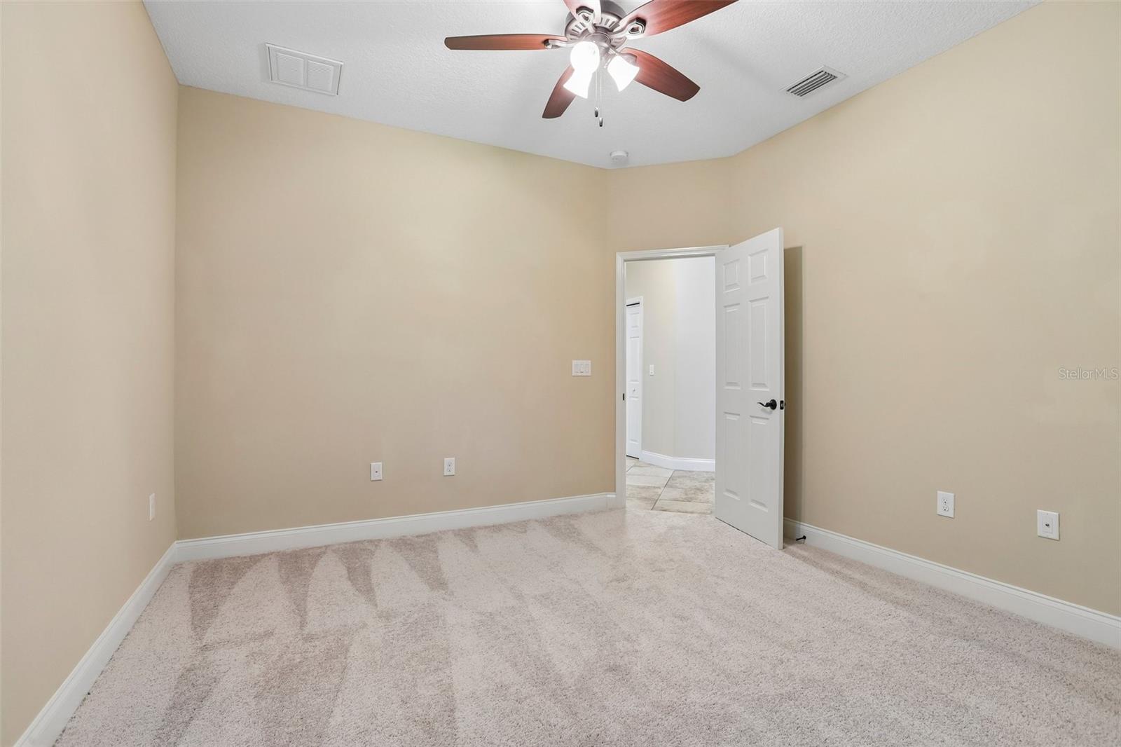 27152 Sora Blvd Property Photo 29